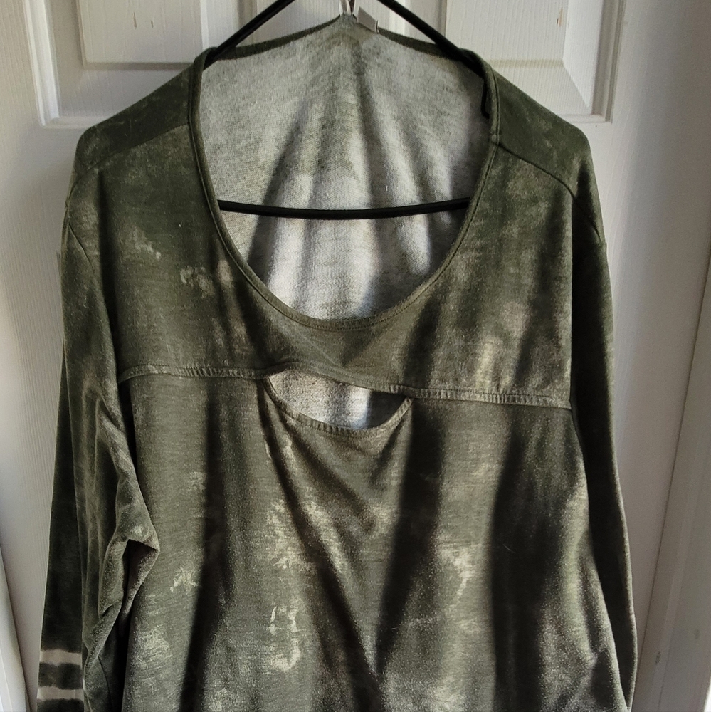 Cato 26/28 top